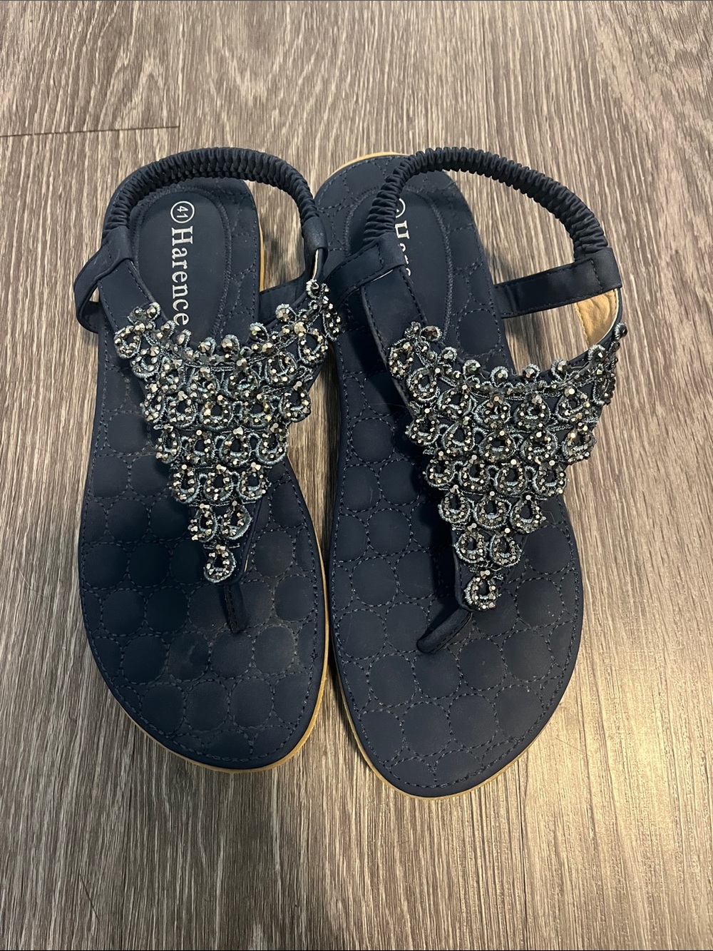 Harence sz 42 Navy Beaded T-strap Sandals great condition!
